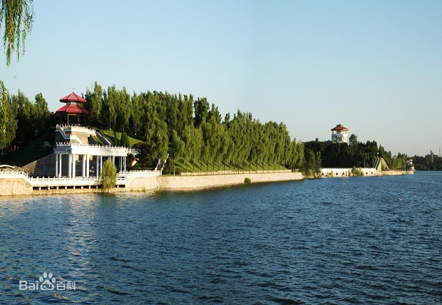 青龍湖公園景點(diǎn)介紹.租車價格.指南.攻略